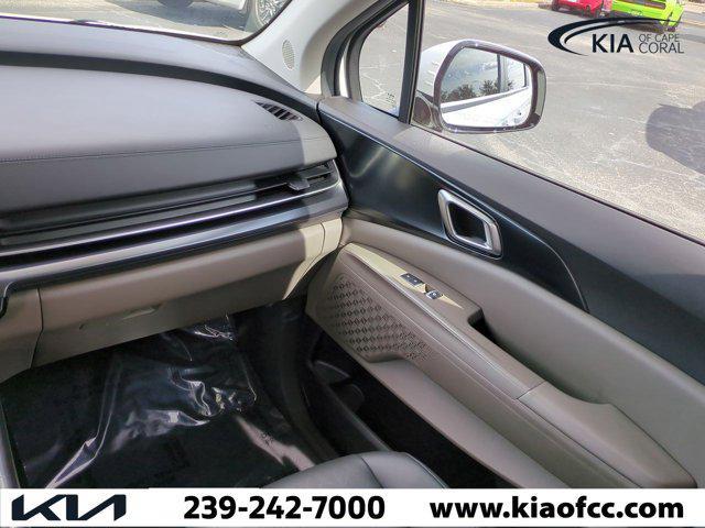 used 2025 Kia Carnival car, priced at $32,810