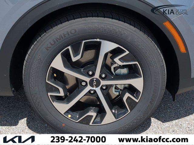 new 2025 Kia Sportage car, priced at $26,198