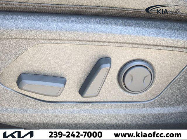 new 2025 Kia Sportage car, priced at $30,788