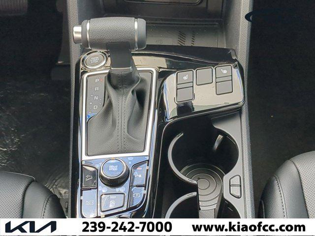 new 2025 Kia Sportage car, priced at $26,198