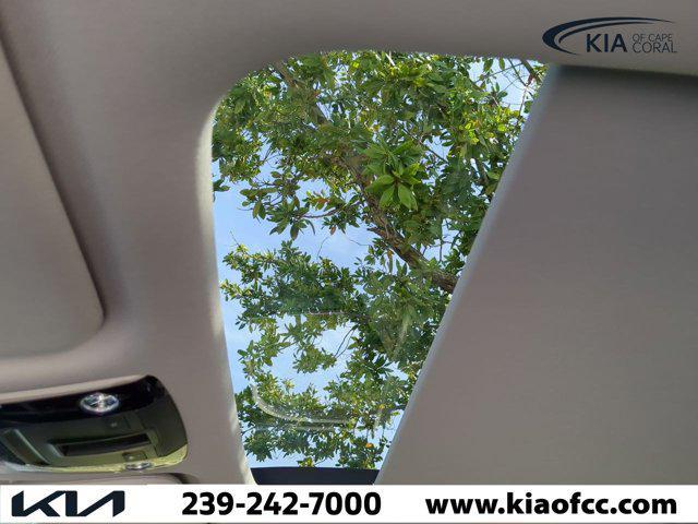 new 2024 Kia Sorento car, priced at $34,215