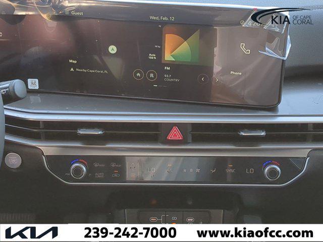 new 2025 Kia Sorento car, priced at $34,148