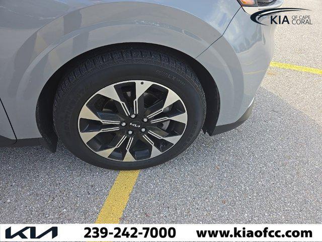 used 2022 Kia Carnival car, priced at $30,971