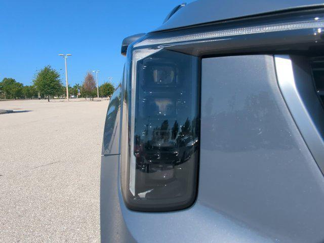 new 2024 Kia Sorento car, priced at $37,640