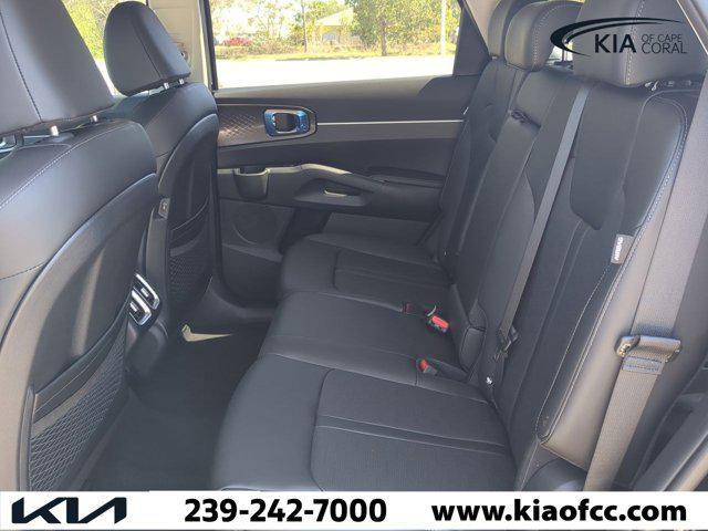 new 2025 Kia Sorento car, priced at $32,472