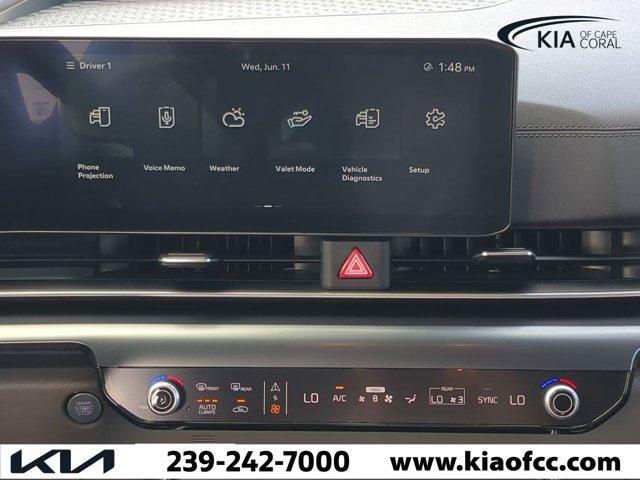 used 2025 Kia Carnival car, priced at $36,591