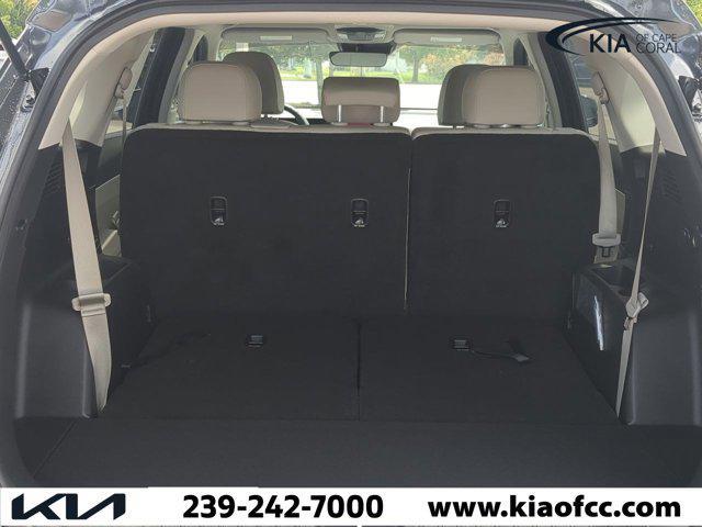 new 2025 Kia Sorento car, priced at $30,347