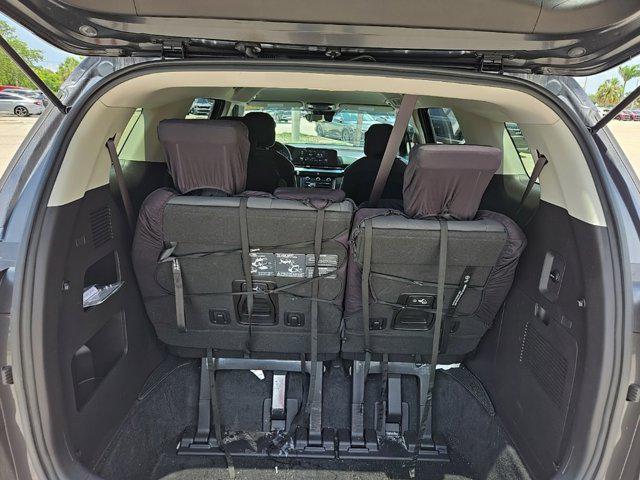 used 2023 Kia Carnival car, priced at $29,391