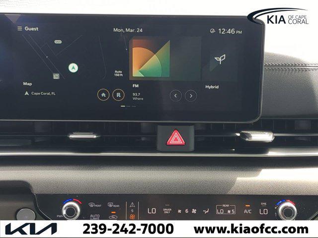 new 2025 Kia Carnival Hybrid car, priced at $40,405