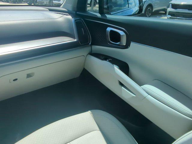 new 2024 Kia Sorento car, priced at $39,290