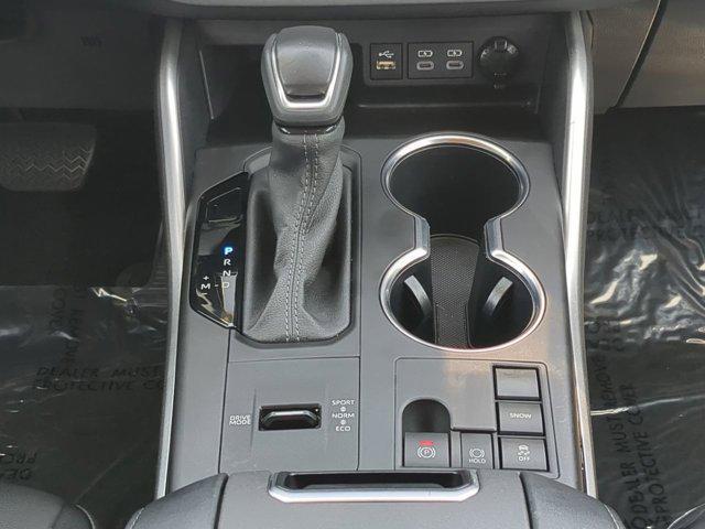 used 2024 Toyota Highlander car, priced at $37,293