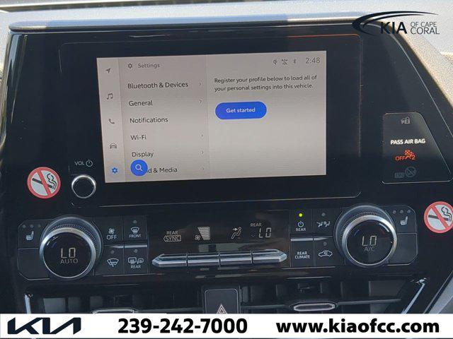 used 2024 Toyota Highlander car, priced at $35,286