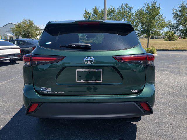 used 2024 Toyota Highlander car, priced at $37,293