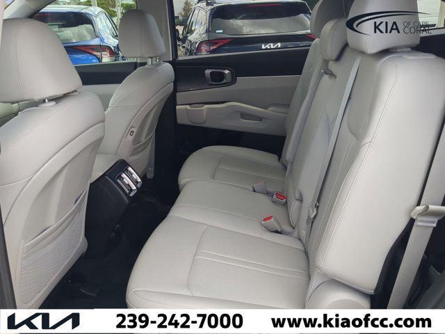 used 2022 Kia Sorento car, priced at $21,804