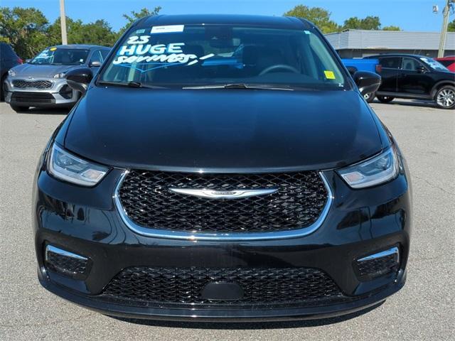 used 2023 Chrysler Pacifica car, priced at $24,260