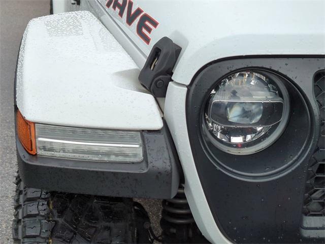 used 2021 Jeep Gladiator car, priced at $38,999