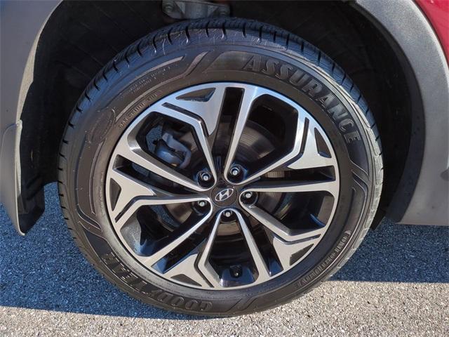used 2020 Hyundai Santa Fe car, priced at $20,504