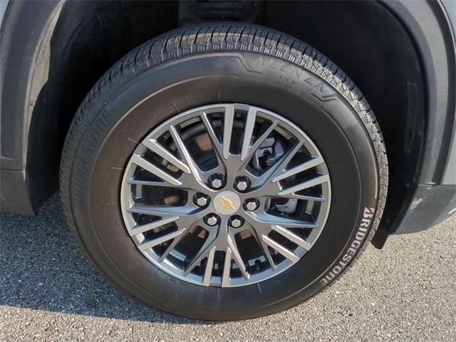 used 2025 Chevrolet Traverse car, priced at $38,656