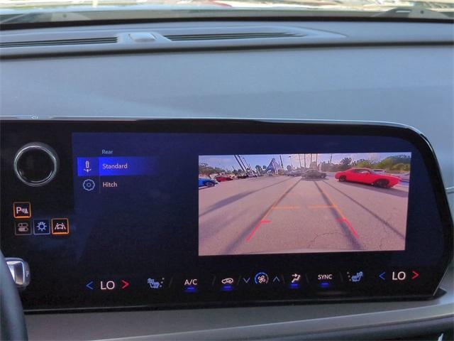 used 2025 Chevrolet Traverse car, priced at $38,656