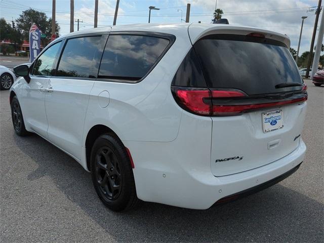 used 2024 Chrysler Pacifica Hybrid car, priced at $44,999