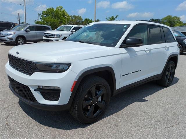 used 2023 Jeep Grand Cherokee car, priced at $33,990
