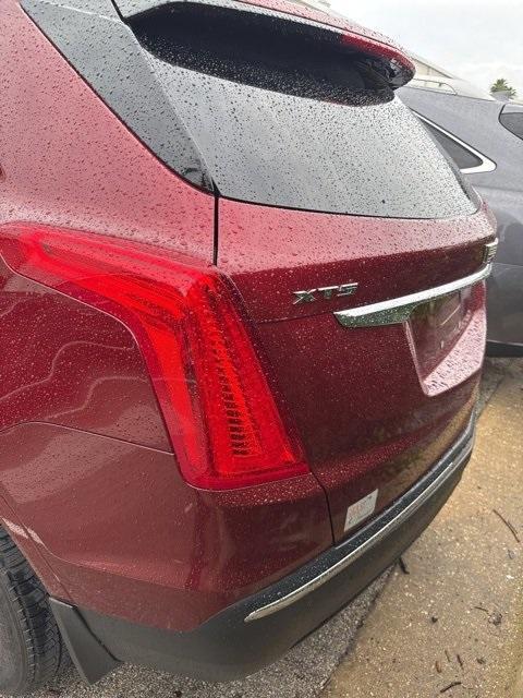 used 2017 Cadillac XT5 car, priced at $15,999