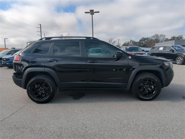 used 2022 Jeep Cherokee car, priced at $25,492