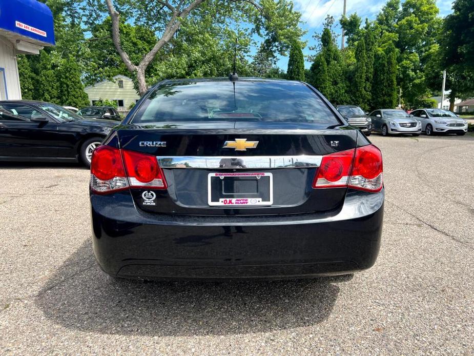 used 2015 Chevrolet Cruze car, priced at $9,500