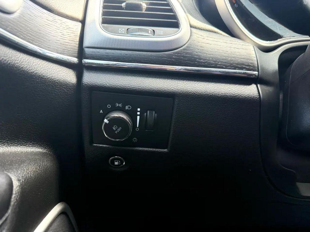 used 2021 Jeep Grand Cherokee car, priced at $31,995