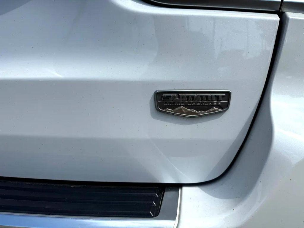 used 2021 Jeep Grand Cherokee car, priced at $31,995