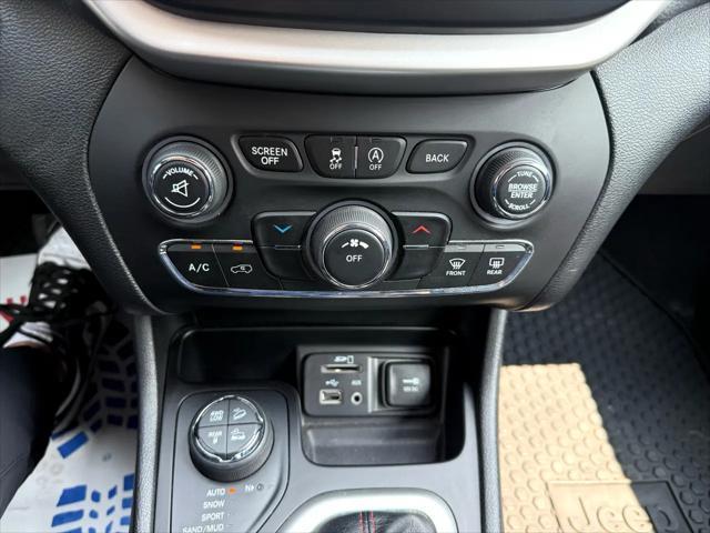 used 2016 Jeep Cherokee car, priced at $14,995