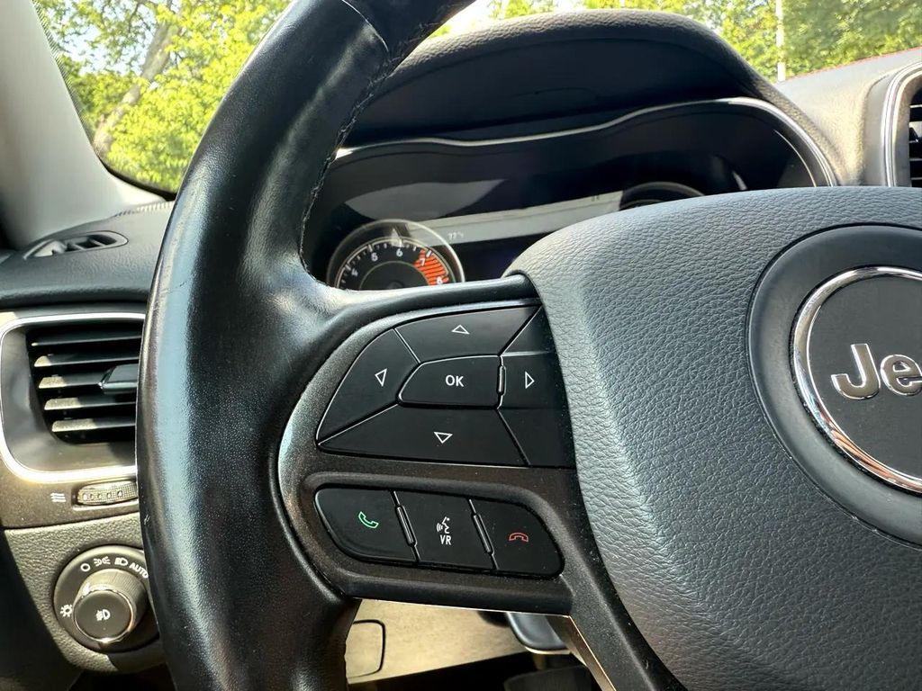 used 2020 Jeep Cherokee car, priced at $14,995