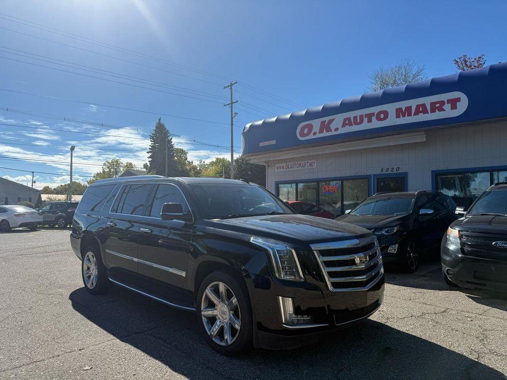 used 2019 Cadillac Escalade ESV car, priced at $21,500