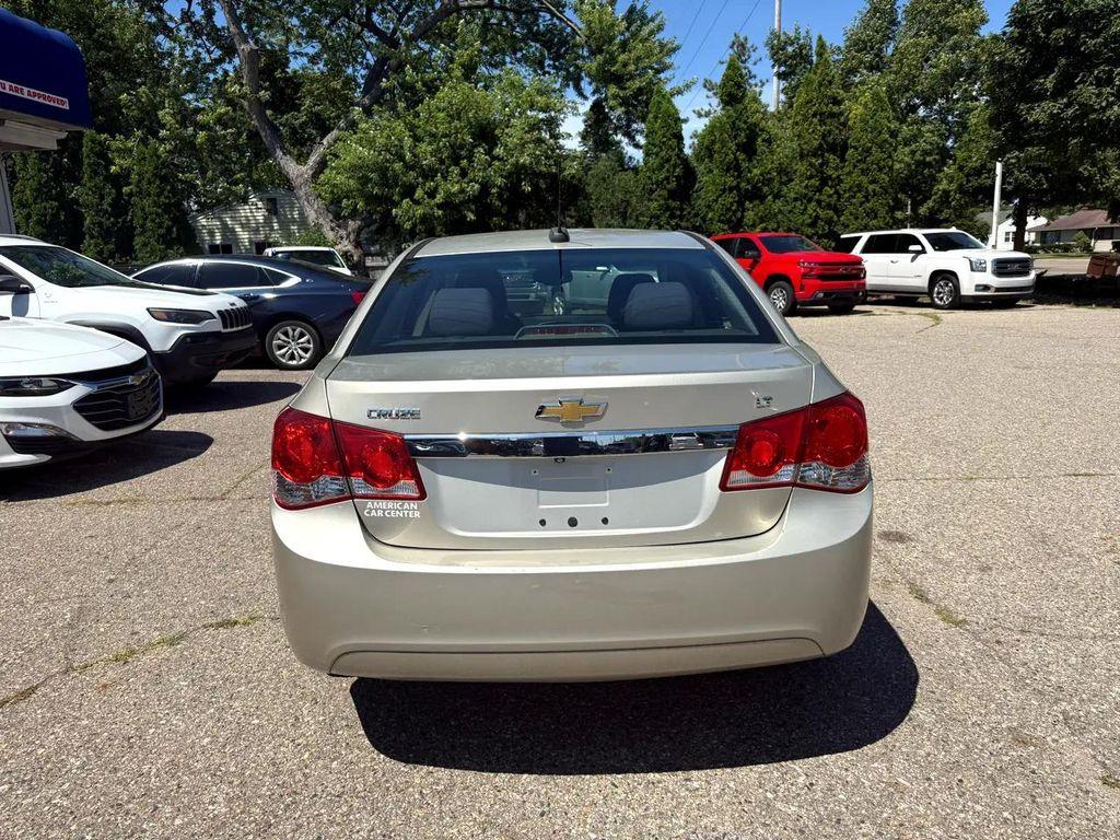 used 2015 Chevrolet Cruze car, priced at $8,200