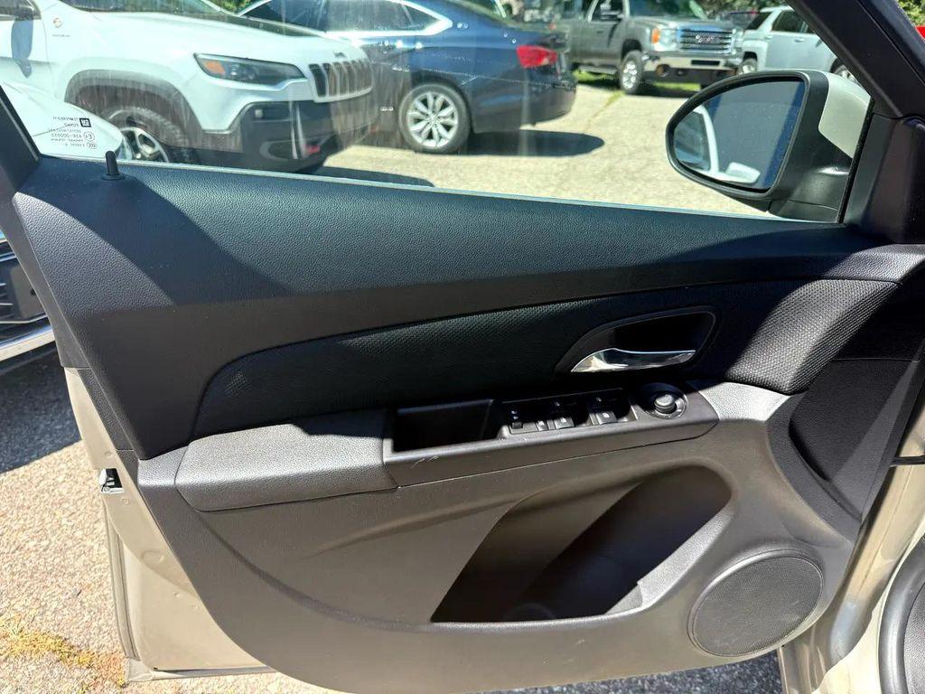 used 2015 Chevrolet Cruze car, priced at $8,200