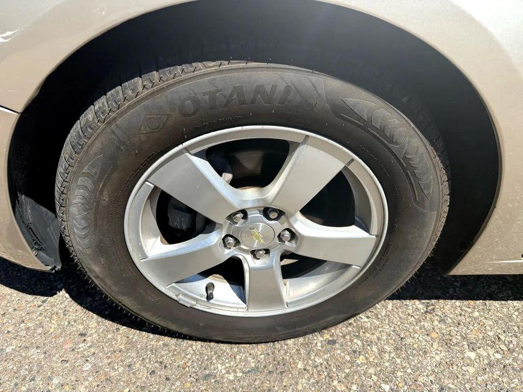 used 2015 Chevrolet Cruze car, priced at $8,200