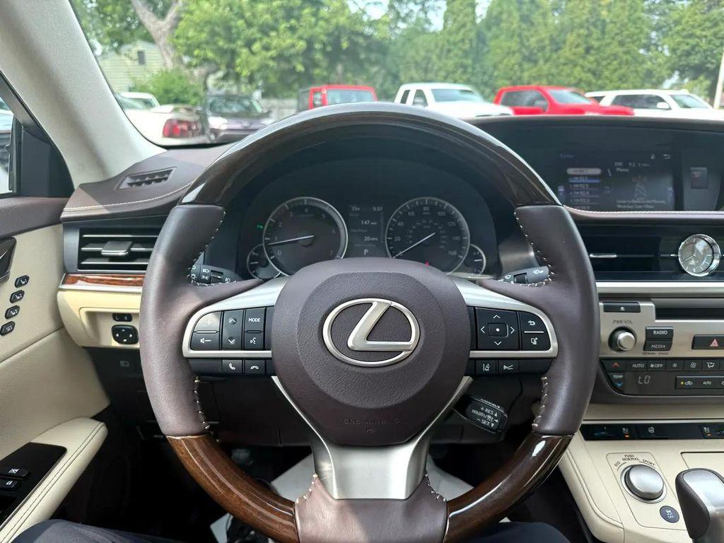 used 2018 Lexus ES 350 car, priced at $27,995