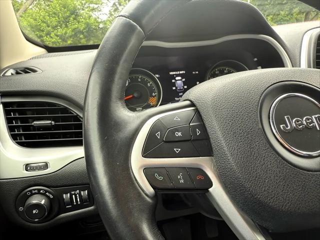 used 2016 Jeep Cherokee car, priced at $15,500