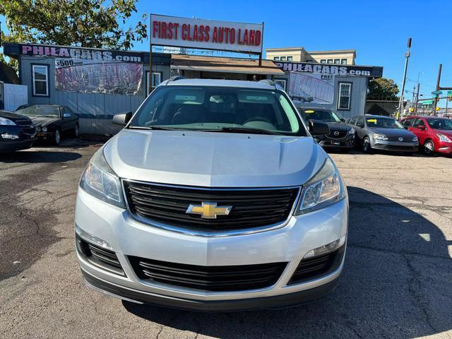 used 2015 Chevrolet Traverse car, priced at $7,995