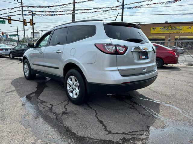 used 2017 Chevrolet Traverse car, priced at $9,995