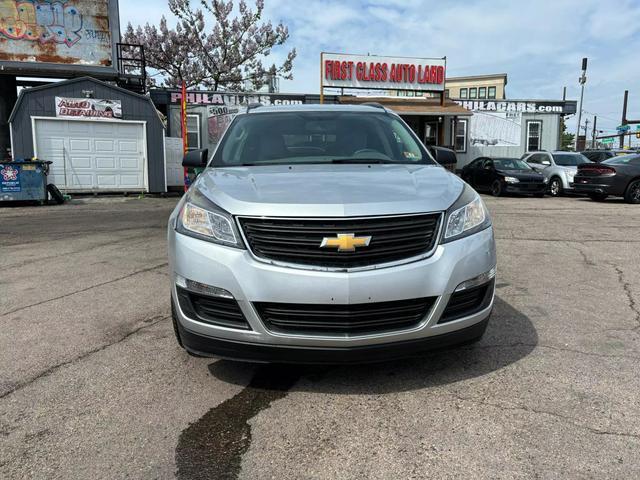 used 2017 Chevrolet Traverse car, priced at $9,995