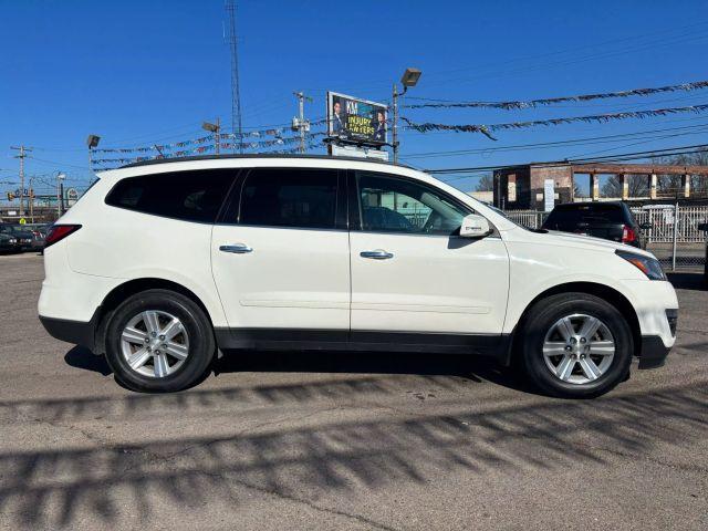 used 2014 Chevrolet Traverse car, priced at $9,995