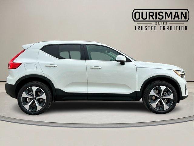 new 2025 Volvo XC40 car, priced at $48,315