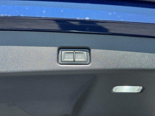 new 2025 Audi Q5 car, priced at $56,994