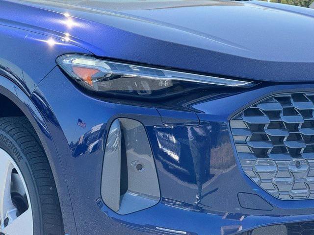 new 2025 Audi Q5 car, priced at $56,994