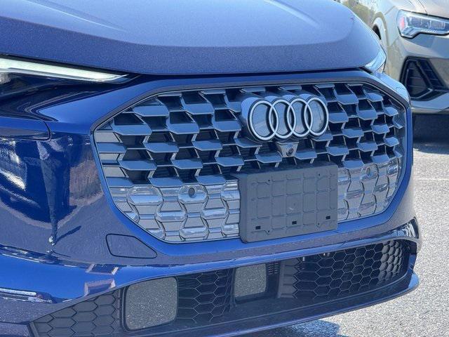 new 2025 Audi Q5 car, priced at $56,994