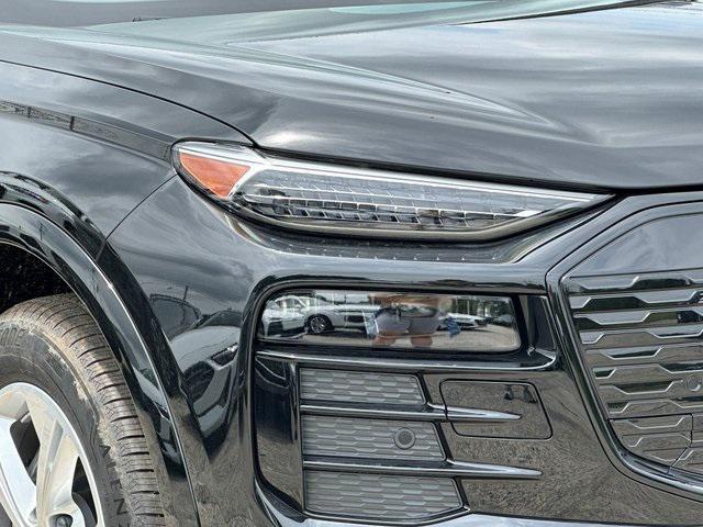new 2025 Audi Q6 e-tron car, priced at $62,954