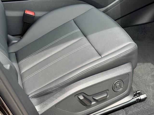 new 2025 Audi Q6 e-tron car, priced at $62,954