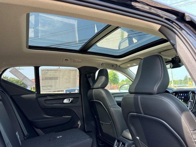 new 2025 Volvo XC40 car, priced at $50,534