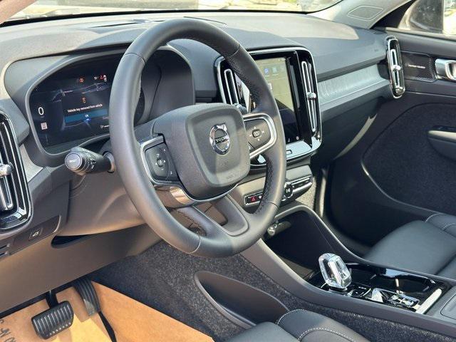 new 2025 Volvo XC40 car, priced at $50,534